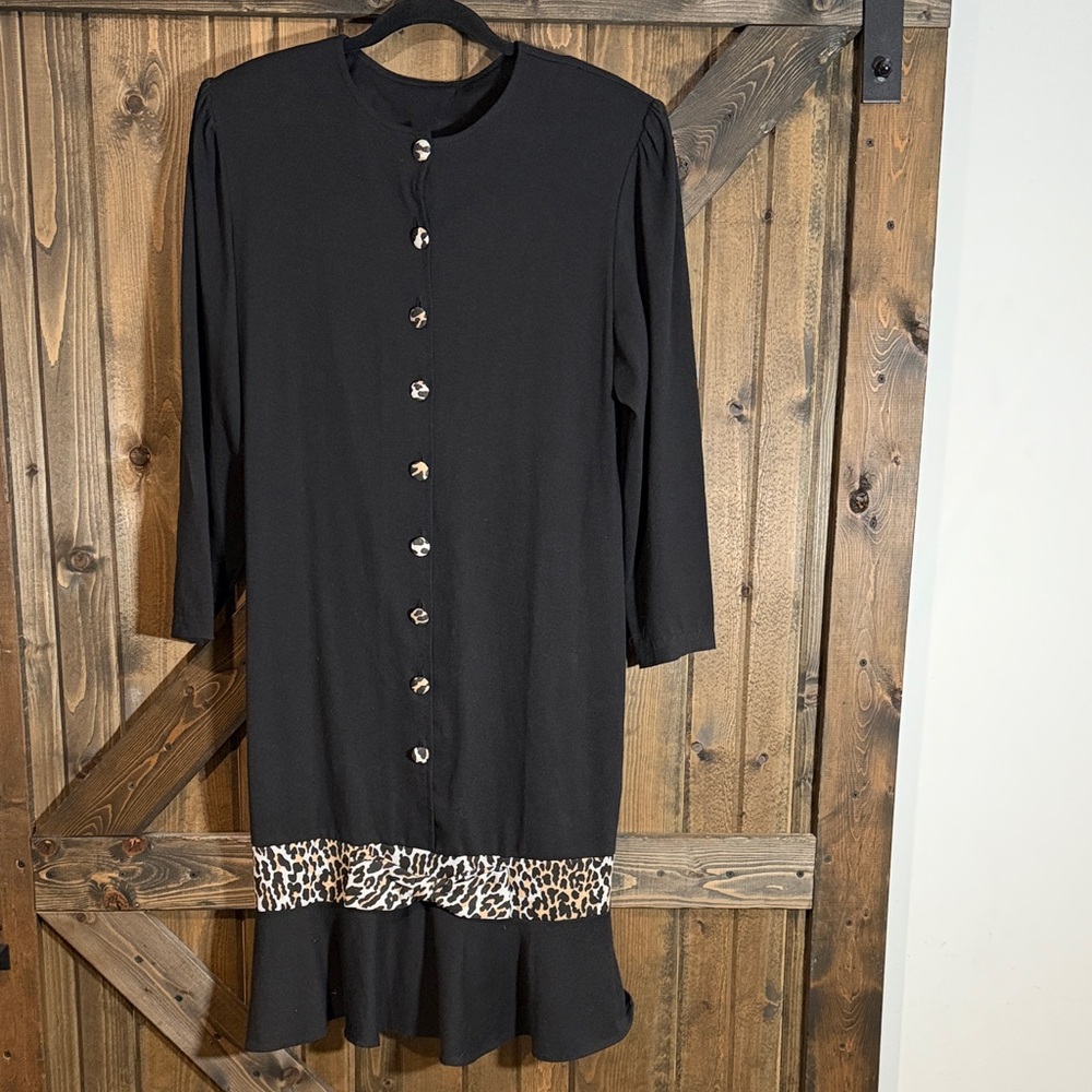 2/35$❤️Black Leopard Trim Dress - Picture 1 of 5